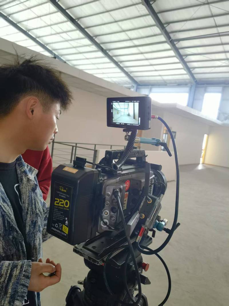 创新驱动，智领未来——崇仁县TVC与广告片拍摄制作的创新实践