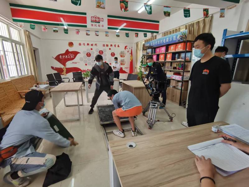 崇仁县广告片拍摄公司：极简主义践行者，少即是多的视觉哲学